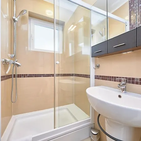 Апартаменти Andrea By Litto *