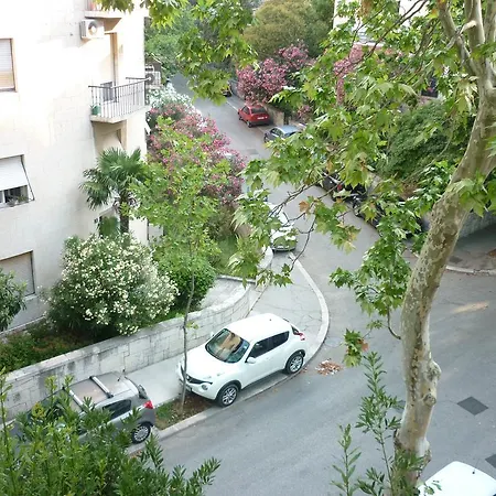 Апартаменти Andrea By Litto Спліт